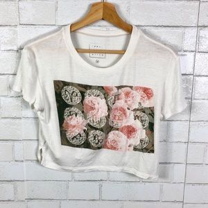 Young Romantics FloyGraphic T-Shirt